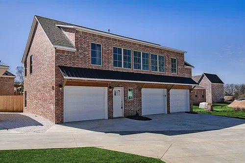 65 N Bibury Ln #A Photo 1