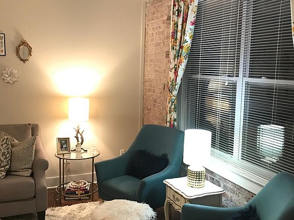 3rd image of 1605 16th Ave S APT 103