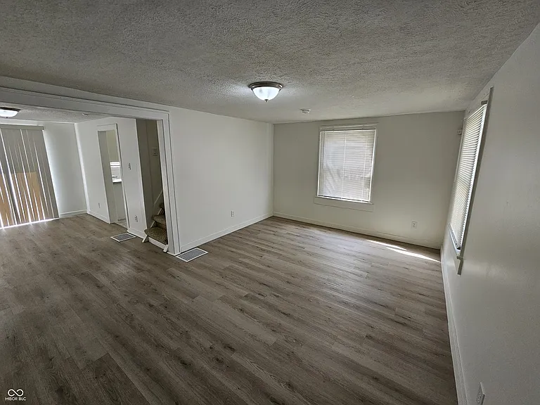 835 Tecumseh St — Photo 3