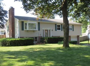 863 Maple Rd, Longmeadow, MA 01106