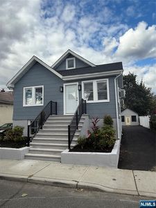 14 Park St, Little Ferry, NJ, 07643
