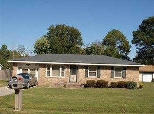 708 Briarwood Rd, Elizabeth City, NC 27909