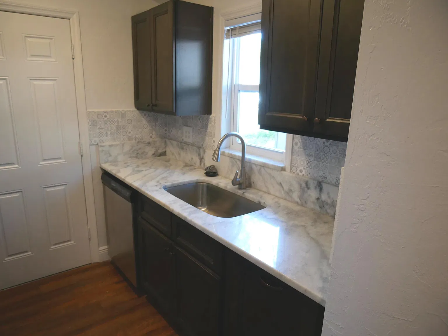 2 bed, 624 sqft, $1,950 — Photo 4