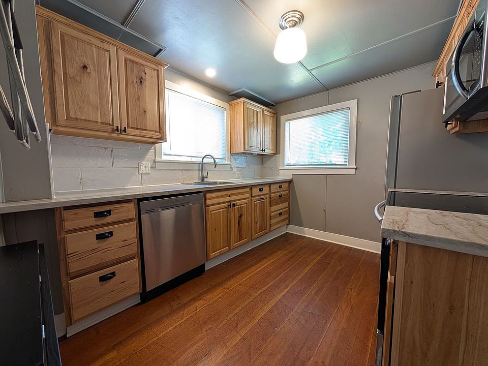 1st image of 665 W 5th Ave #665W5-2