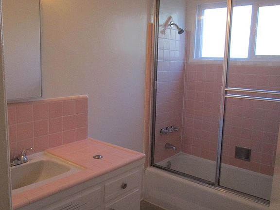 4th image of 5223 Auckland Ave APT 3