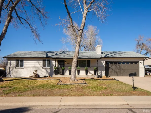 742 Yank Street, Lakewood, CO 80401