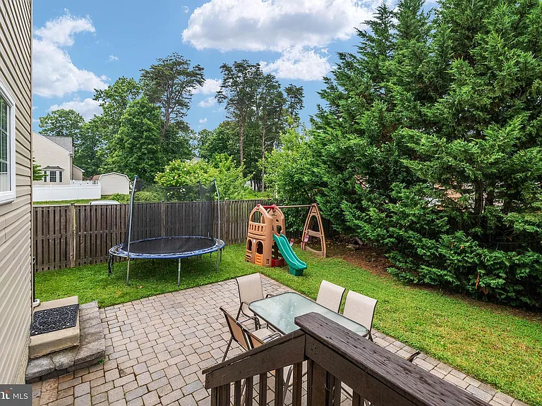 132 Pineview Ave #B — Photo 34