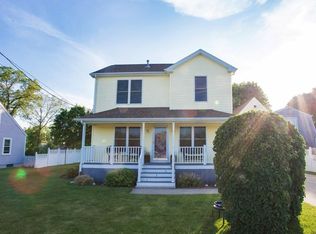 126 Weeden Rd, Fairhaven, MA 02719