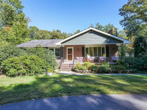 99 Cape May Ave, Dorothy, NJ 08317