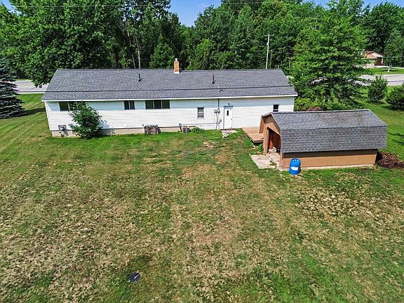 4th image of 746 N Huron Rd