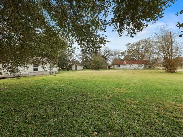 17th St LOT 6, Hempstead, TX 77445