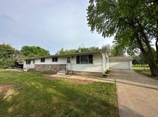 1377 Maricopa Dr, Oshkosh, WI 54904