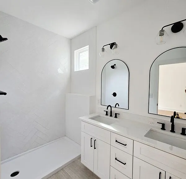 2710 Coronet Way — Photo 8