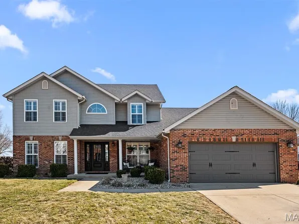 112 Liederkranz Ln, Millstadt, IL 62260