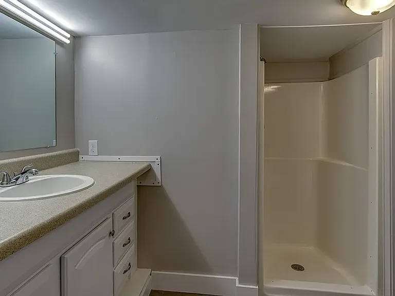 183 Hillside Dr — Photo 12