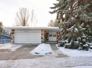 13703 Buena Vista Rd NW, Edmonton, AB T5R 5R5