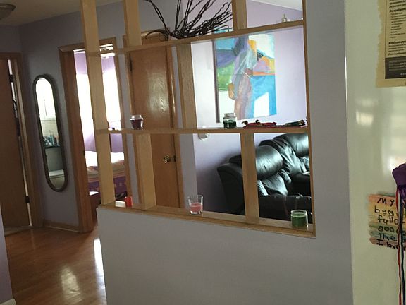 2nd image of 6556 W Montrose Ave APT 1