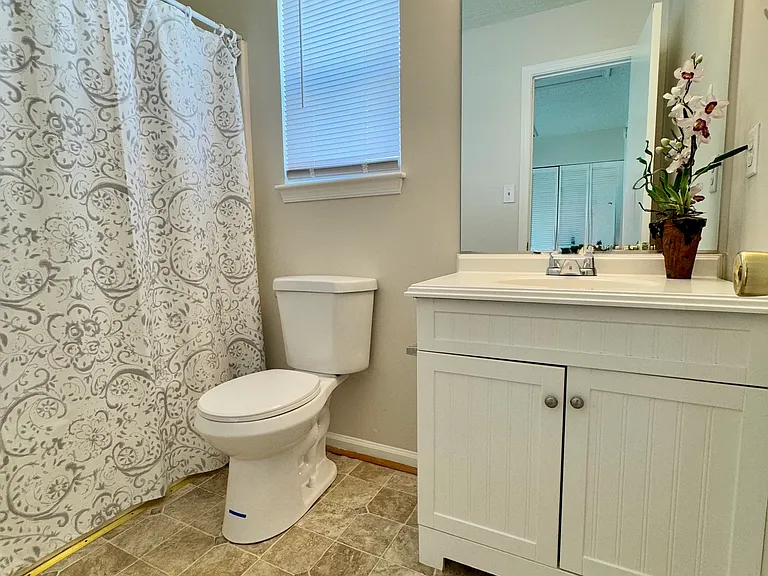 3210 Forest Green Dr — Photo 12