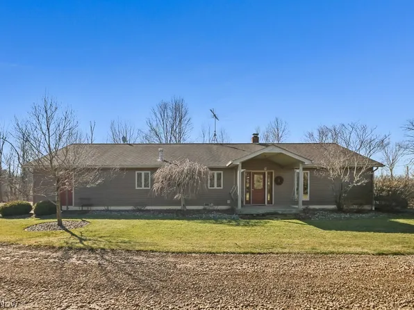 6122 Frederick Ave NE, Alliance, OH 44601