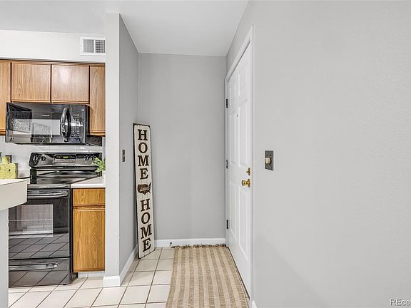 2nd image of 2575 S Syracuse Way #A106