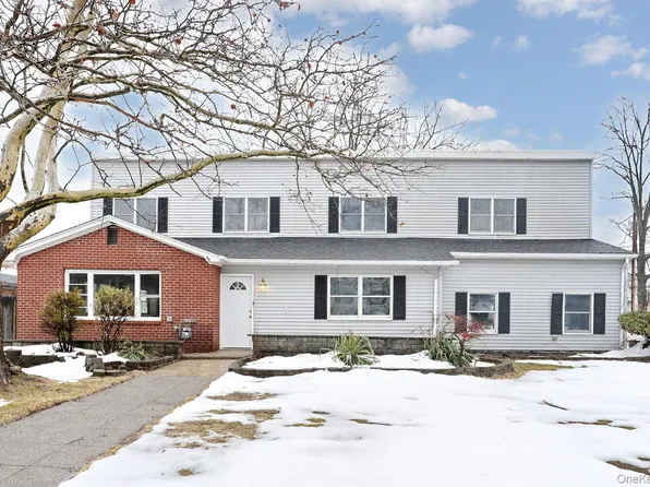 55 Picariello Drive, Haverstraw, NY 10927