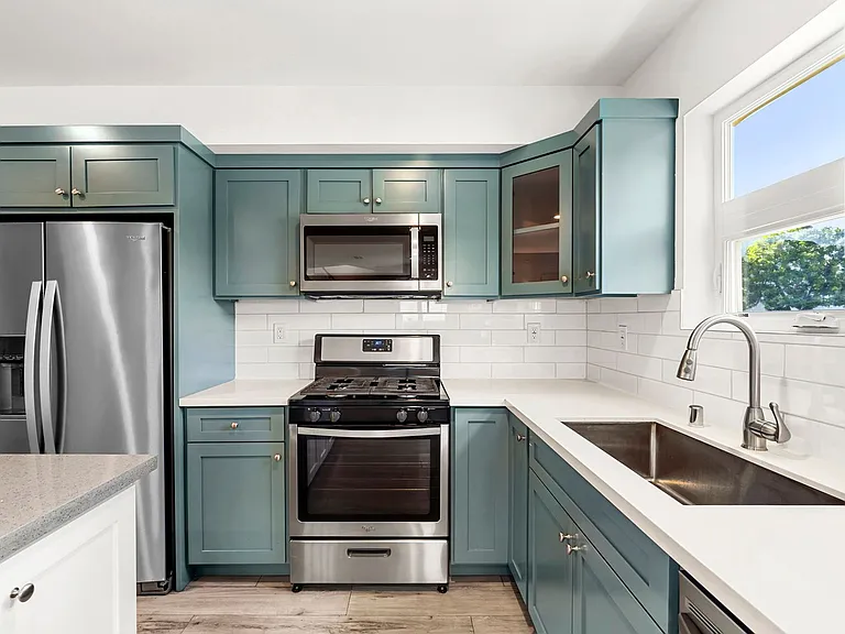 2414 S West View St — Photo 19