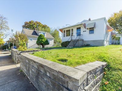 5900 Victoria Ave, Saint Louis, MO, 63110