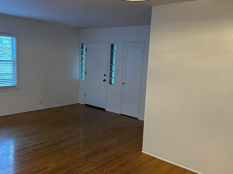 1849 S Beverly Glen Blvd #1/2 — Photo 10