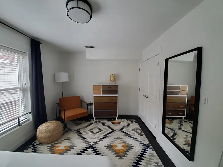 1813 Addison St — Photo 21