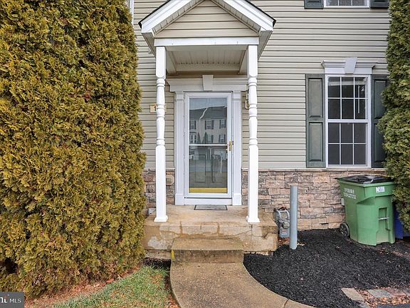2nd image of 164 Bruaw Dr