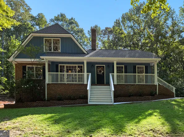 400 Darren Dr, Fayetteville, GA 30215