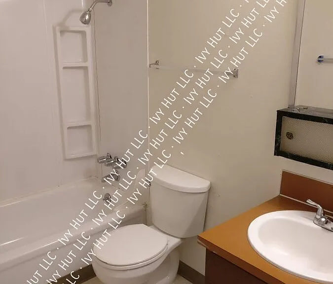 11223 59th Avenue Ct E #12 — Photo 3