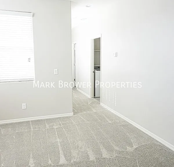 2268 S Henry Ln — Photo 6