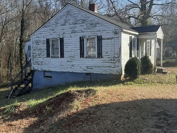 213 Oakland Dr, Elkin, NC 28621