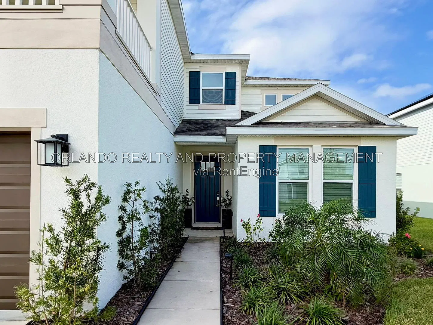 5 bed, 4.0 bath, 3422 sqft, $2,999 — Photo 2