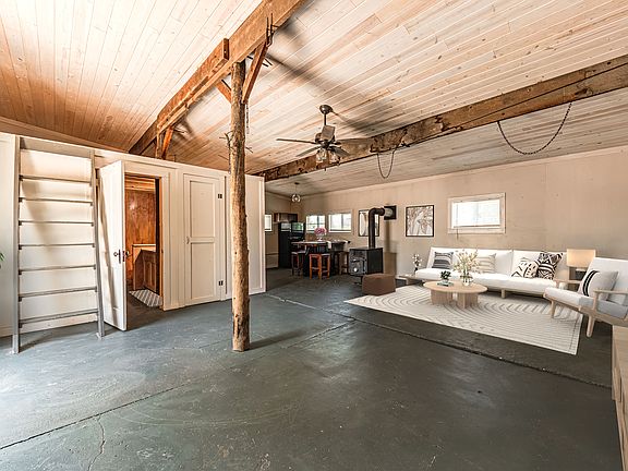 5th image of 822 E Vermijo Ave #B