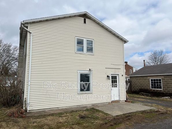 513 Center St