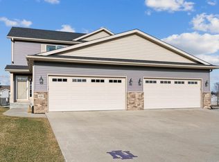 4106 Mourning Dove Dr, Waterloo, IA 50702