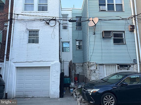 4th image of 606 Johnston St
