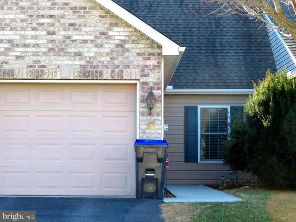 115 Brighton Dr, Carlisle, PA 17015