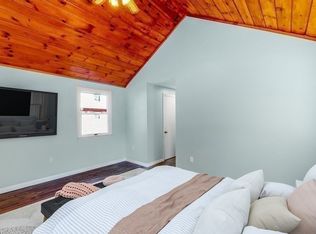 463 S Main St, Sharon, MA 02067