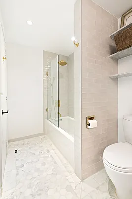 Sold by Compass | media 5