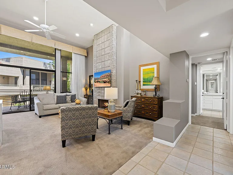 2802 E Camino Acequia Dr #8 — Photo 7