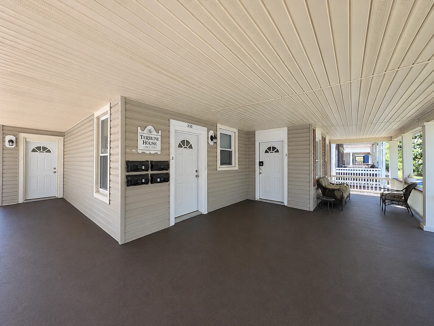 310 8th Ave. — Photo 2