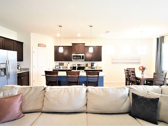 4th image of 11936 Cross Vine Dr