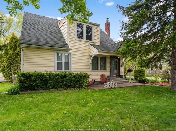 3803 Woodward Blvd, Windsor, ON N8W 2Z2