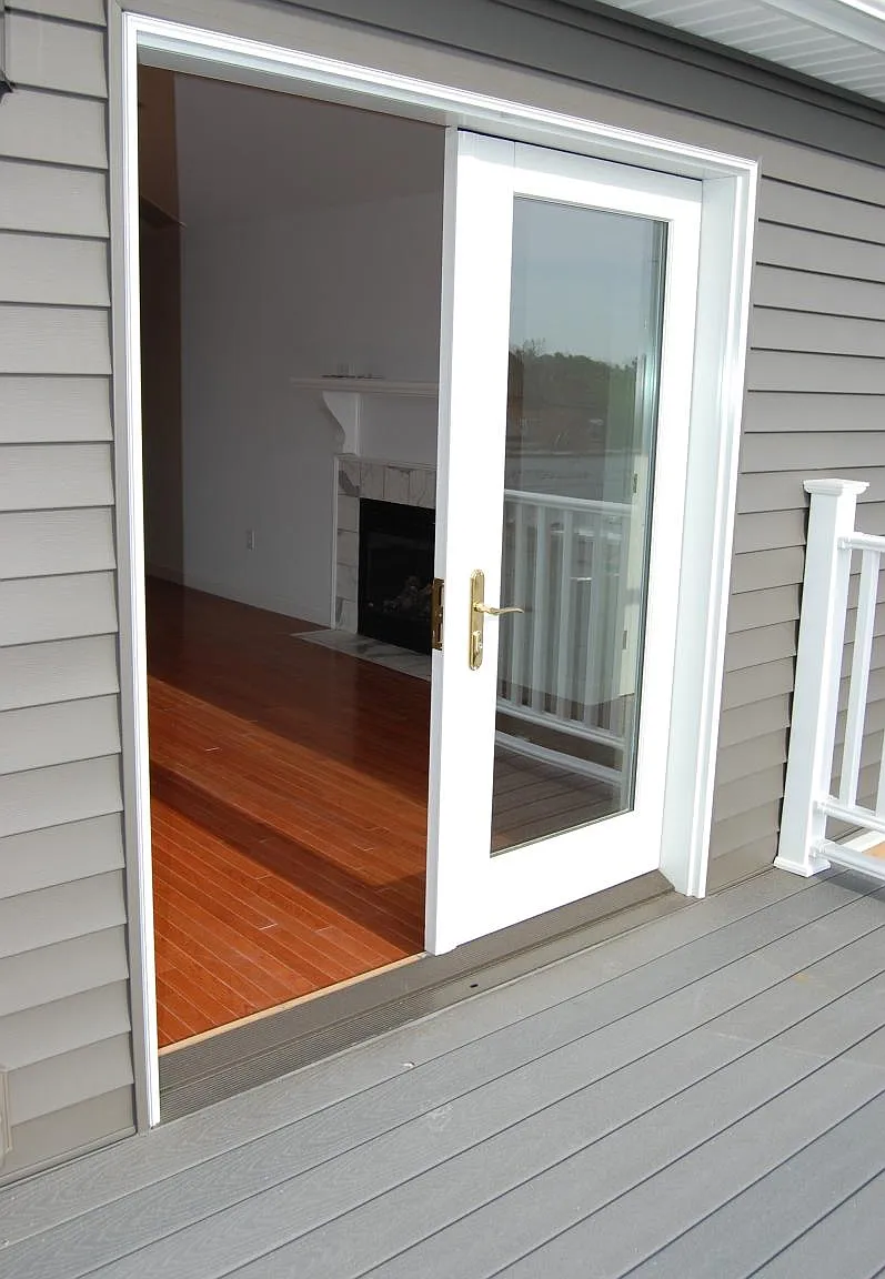487 Elmwood Avenue — Photo 4