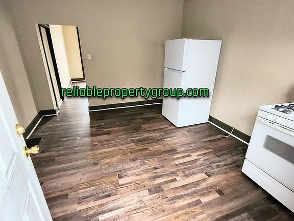 2nd image of 1608 S Washington St Unit B