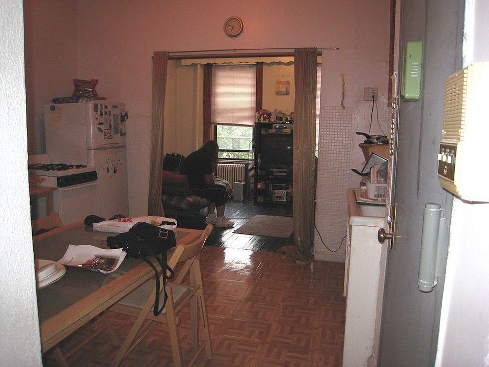 1st image of 348 E 62nd St APT 9