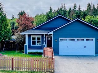 2014 Village Cir, Port Angeles, WA 98362